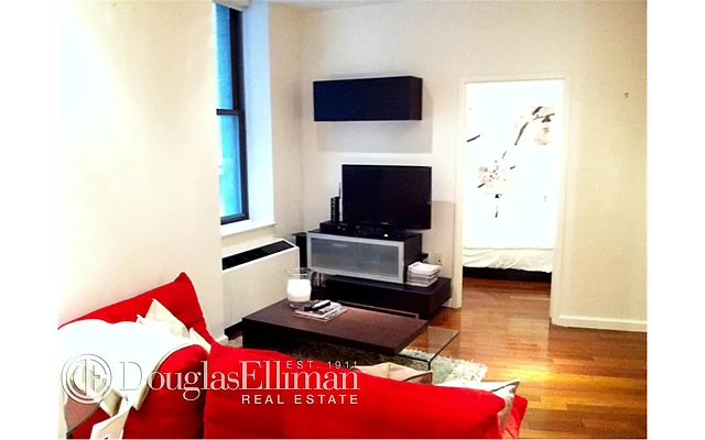 Rented by Douglas Elliman | media 11