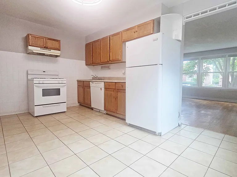 8143 Kilpatrick Ave #1A — Photo 7