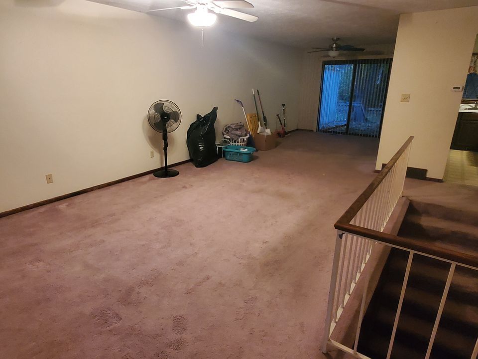 1st image of 3036 Burton St SE