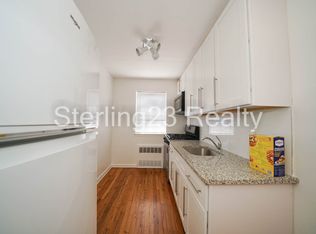 26-03 25th Rd #111, Astoria, NY 11102