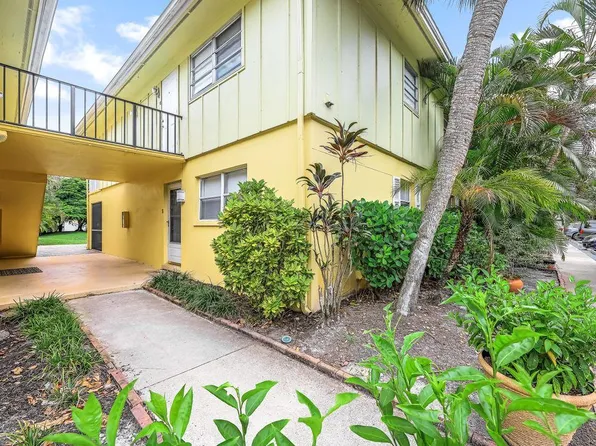 1201 Solana Rd, Naples, FL 34103