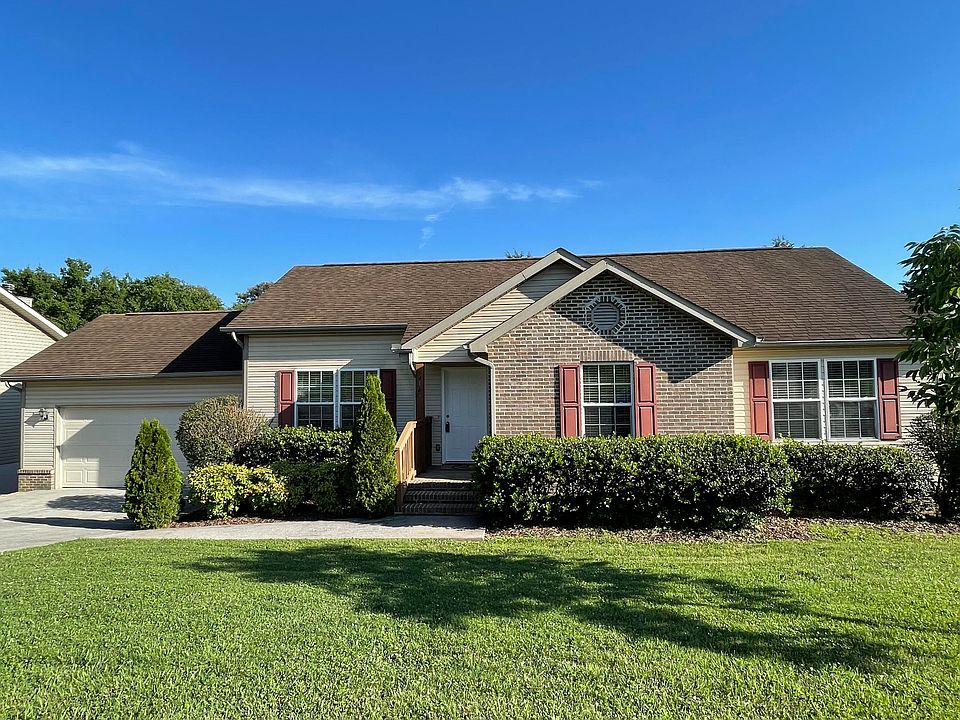 1st image of 2424 Honey Grove Ln