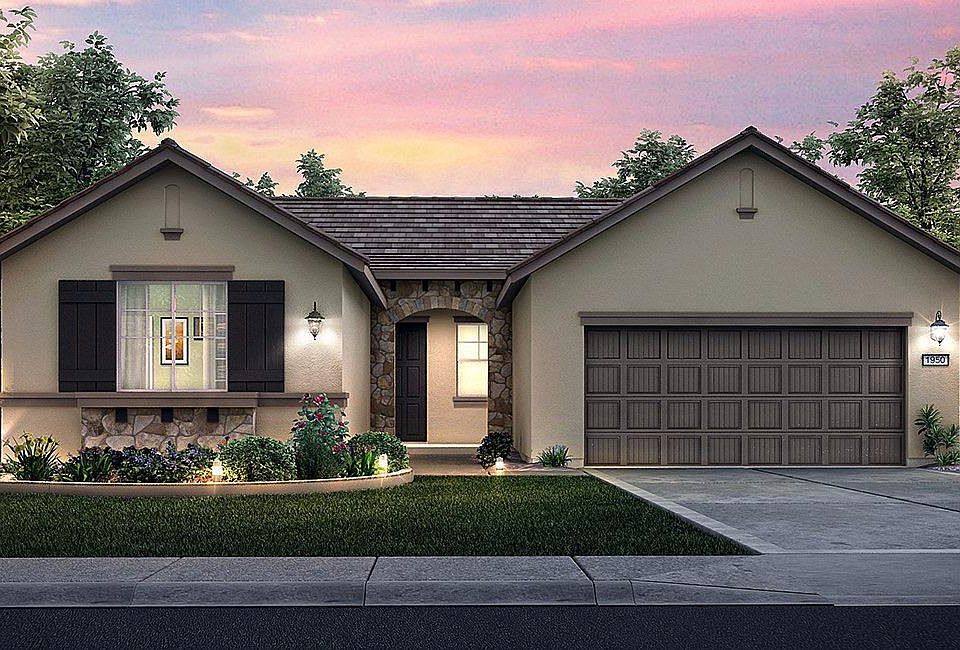 1st image of 7571 Poinsettia Dr