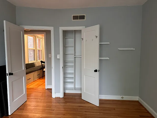 311 7th St NE #101 — Photo 8
