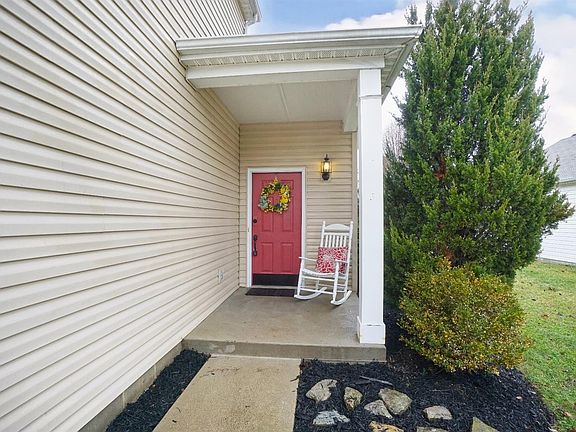 2nd image of 7523 Haverhill Ln