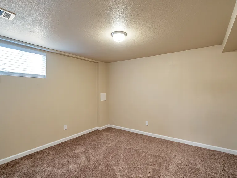 4042 S Yosemite St — Photo 11