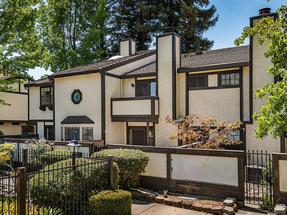 1st image of 238 Wales Dr
