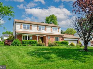 13 Anvil Rd, Aston, PA 19014