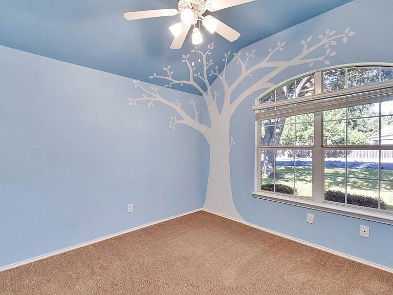 2901 Warwick Way — Photo 24