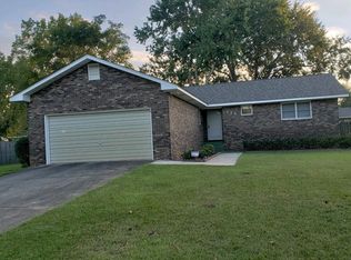 115 Greenwood Dr, Warner Robins, GA 31093