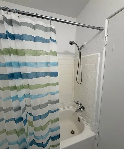 7235 N 55th Ave — Photo 16