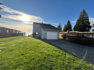 4961 Morgan Dr, Blaine, WA 98230