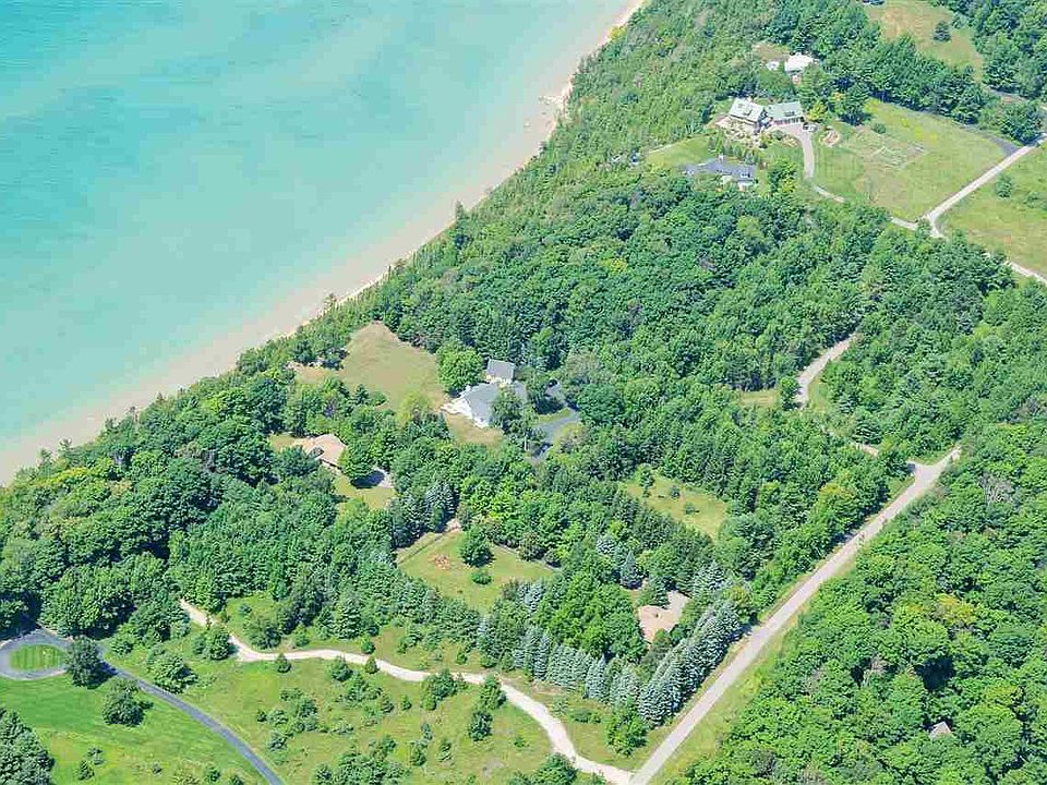 1229 N Leland Estates Dr, Leland, MI 49654 Zillow