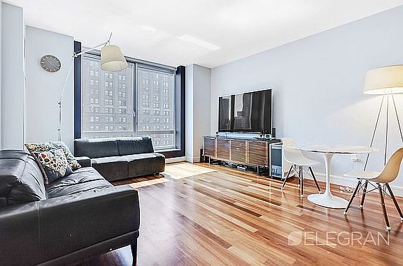 3rd image of 30 West St APT 29C