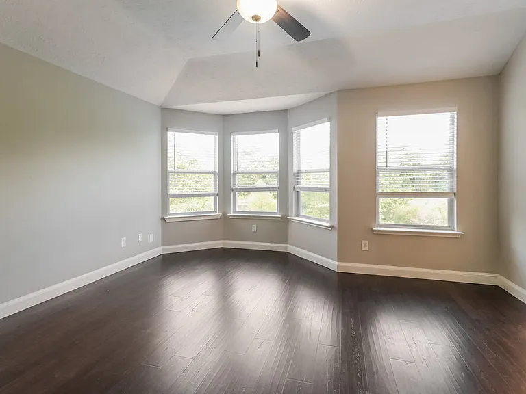 18400 Sunrise Pines Dr — Photo 7
