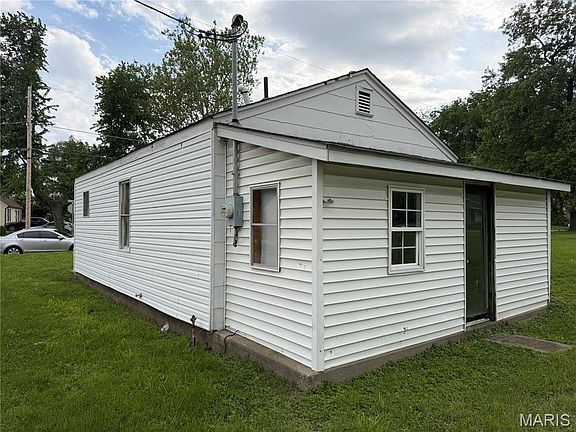 4th image of 430 Tecumseh St