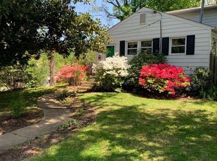 6381 Lakewood Dr, Falls Church, VA 22041