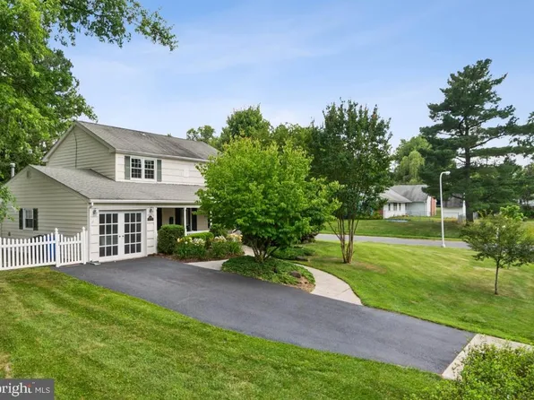 12916 Brunswick Ln, Bowie, MD 20715