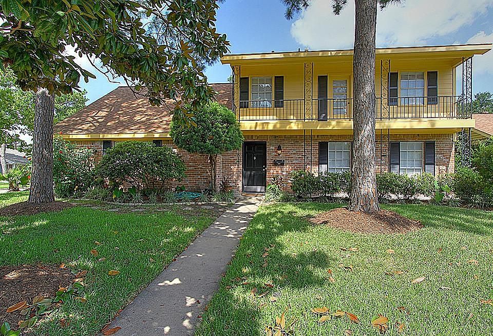 1st image of 6138 Greenmont Dr