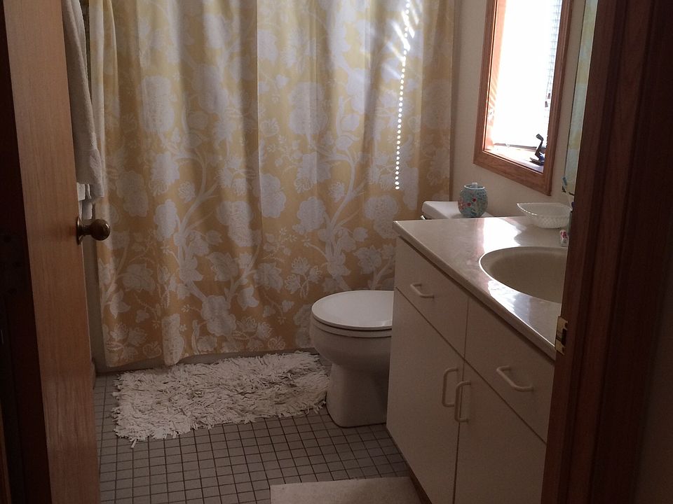 2nd image of 6721 Hammersley Rd APT 6