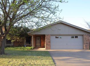 3211 93rd St, Lubbock, TX 79423