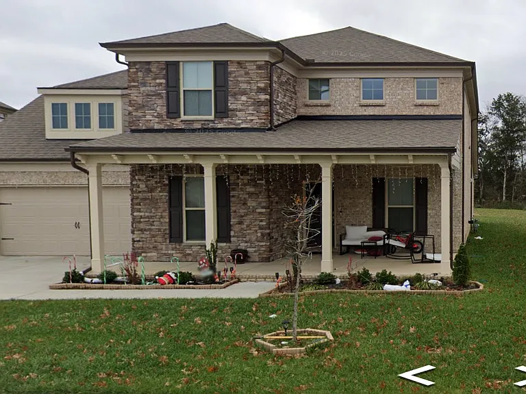 836 Chalkstone Ln — Photo 2