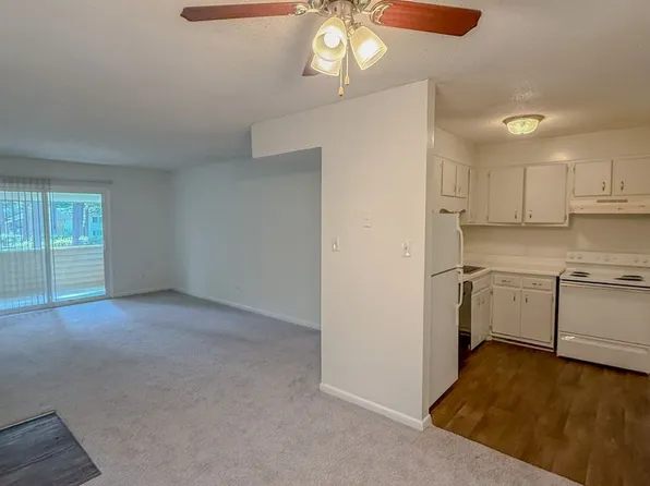 Brynn Marr Village, 301 Village Dr #4E, Jacksonville, NC 28546