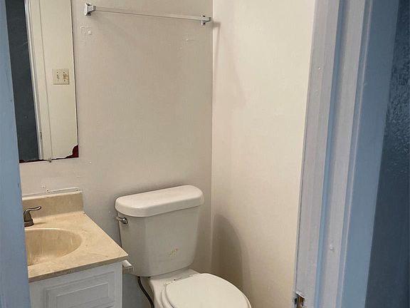 4th image of 7273 Chasewood Dr