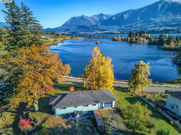 230 SW Atwell Rd #2, Stevenson, WA 98648