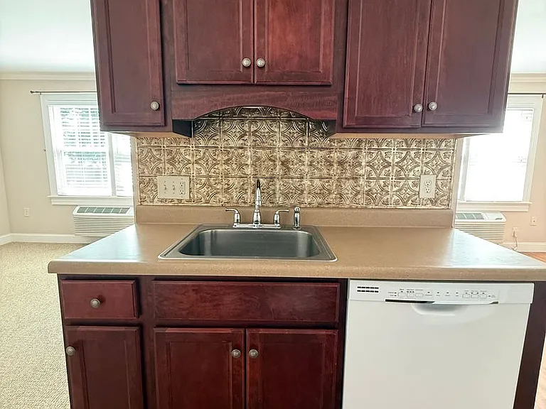 83 Curtis Ave #4 — Photo 13