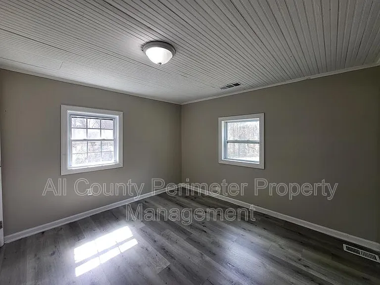 2308 Lakewood Ave SW #A — Photo 3