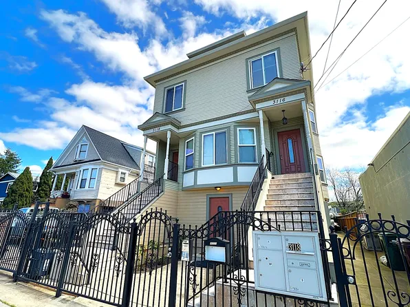 3116 Market St, Oakland, CA 94608