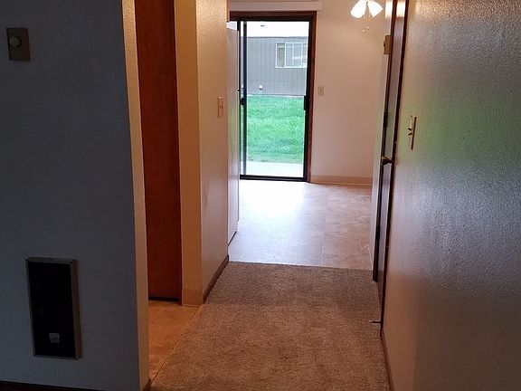 4th image of 9802 NE 19th Ave APT 4