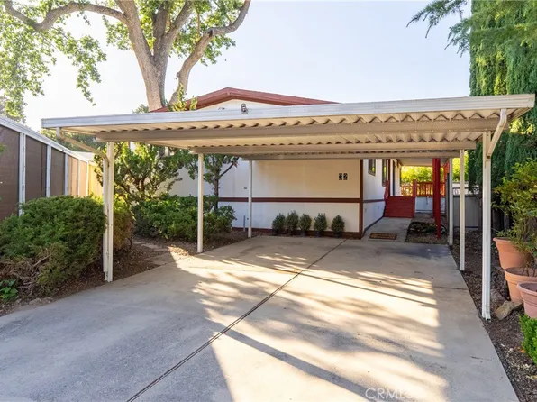 32 Via Santa Barbara, Paso Robles, CA 93446