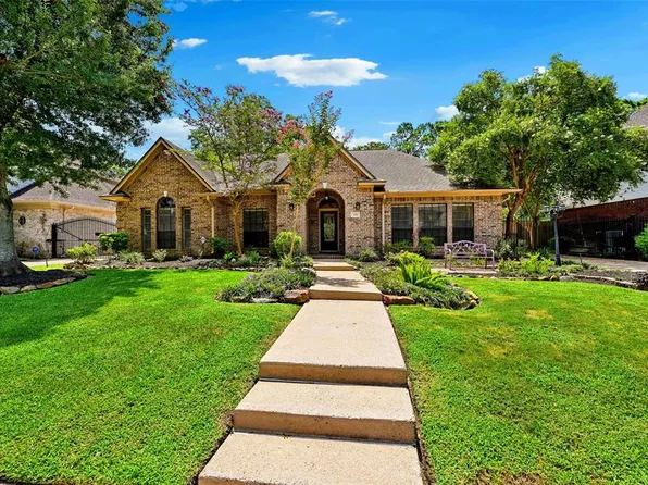 201 Creekside Drive, League City, TX 77573