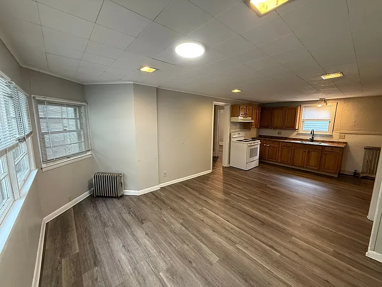 33-35 Emerson Street — Photo 7