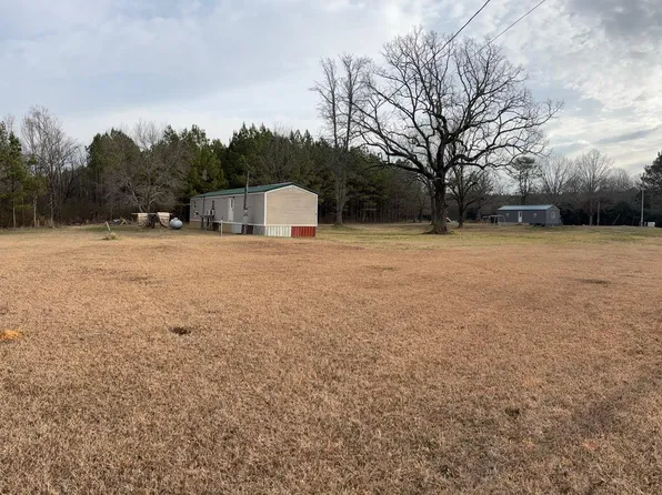 671 County Road 195, Danville, AL 35619