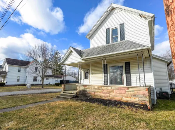 904 N Randolph St, Garrett, IN 46738