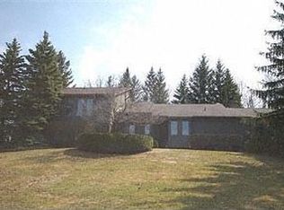 1857 Golf Ridge Dr S, Bloomfield Hills, MI 48302