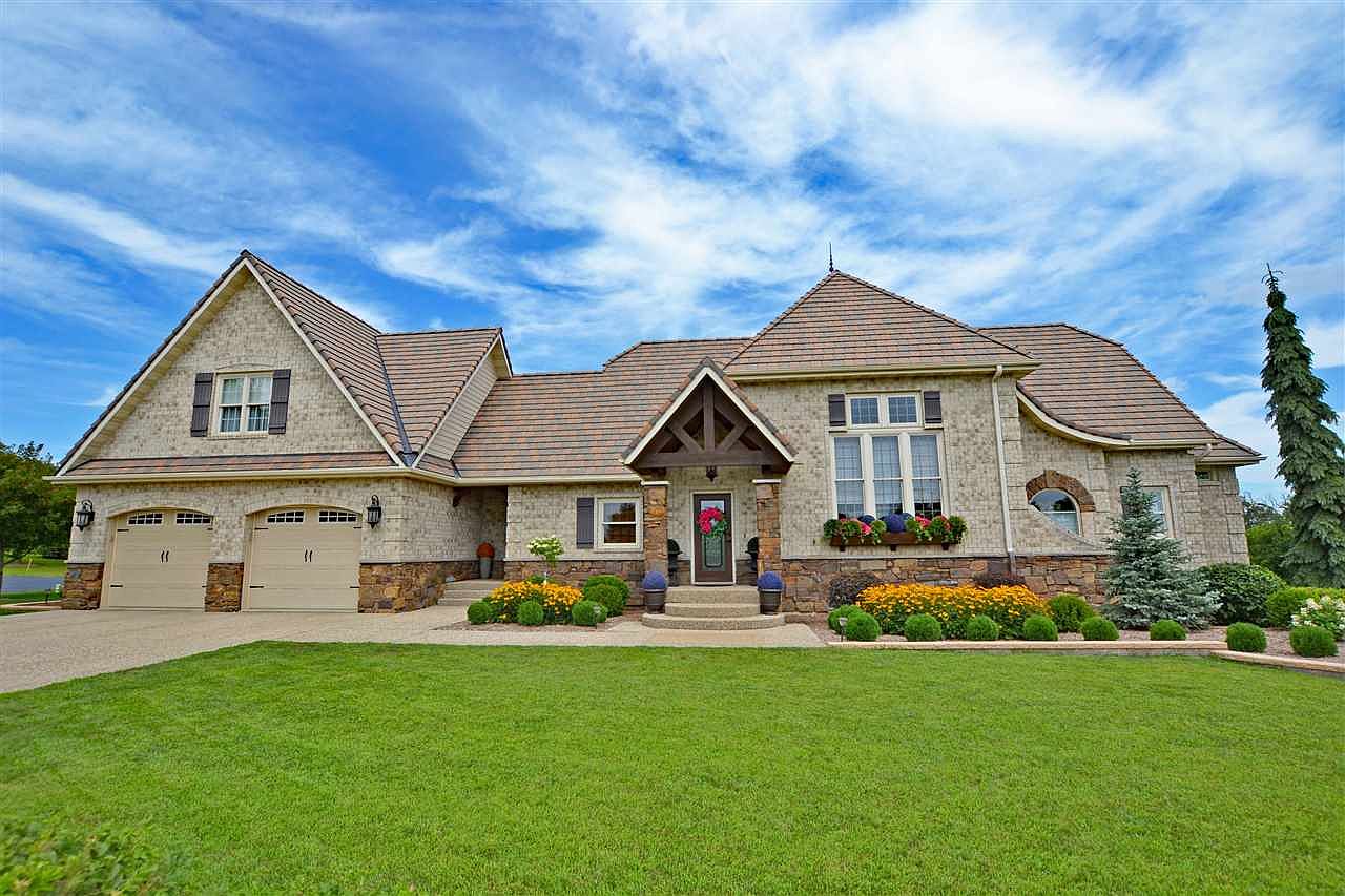 2312 State Highway 9 Decorah Ia 52101 Mls 20203801 Zillow