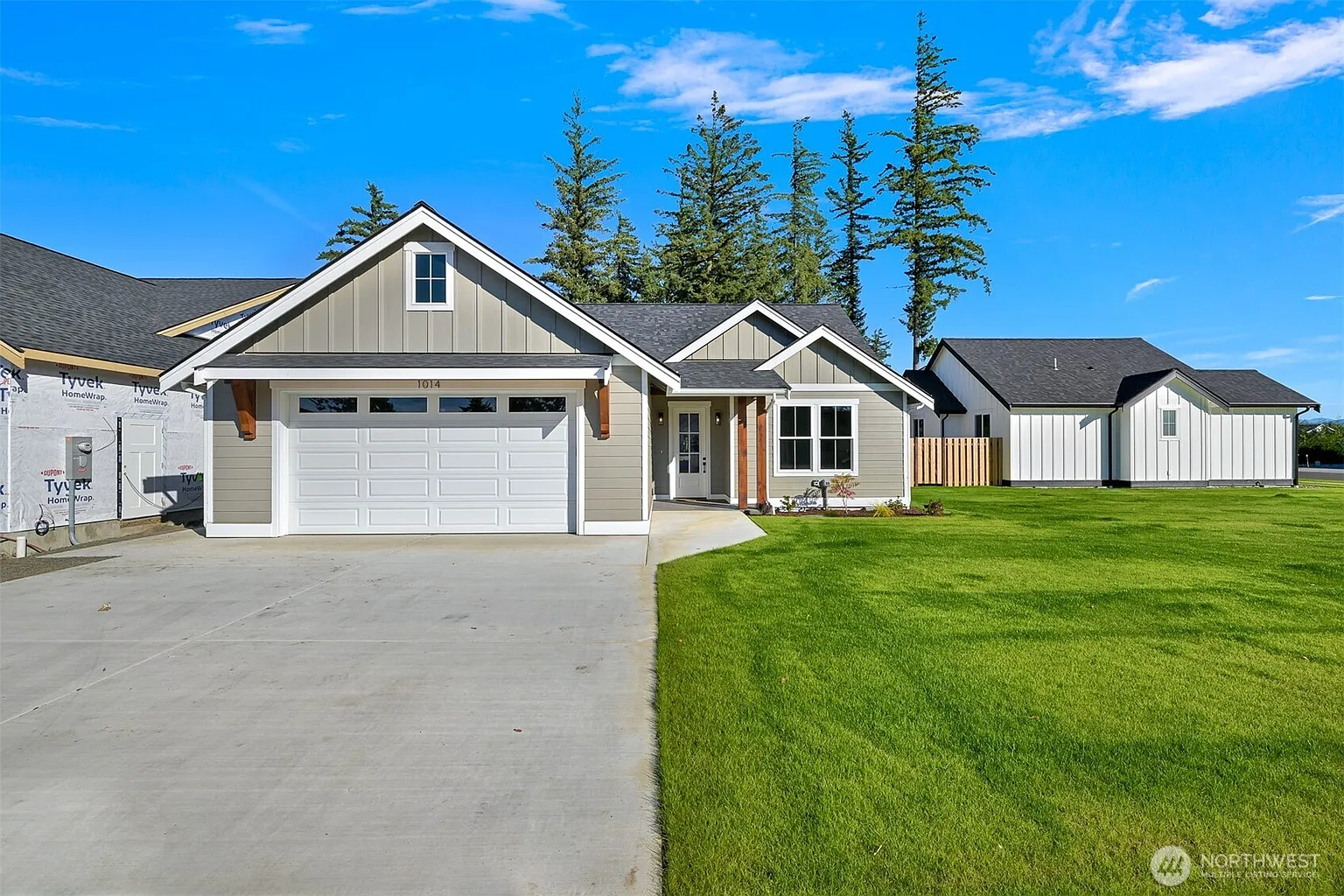 1014 Night Hawk Way photo 1