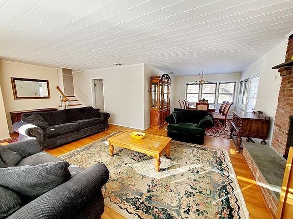 5th image of 215 Harriman Rd
