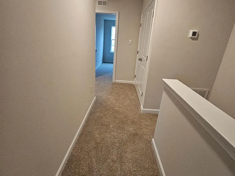 4 Elliot Ln — Photo 13