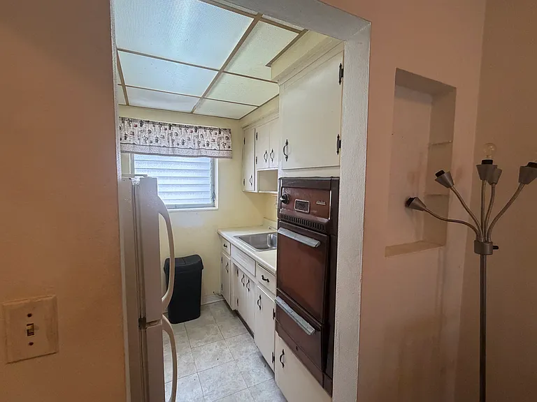 8132 Harding Ave #9 — Photo 8
