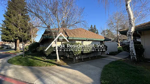 504 Roundtree Ct Photo 1
