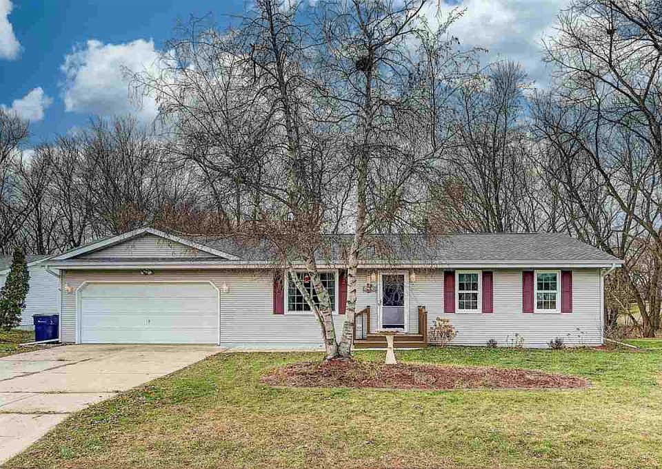 1st image of 1936 S Garden Dr