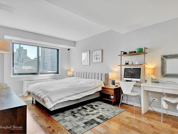 3rd image of 275 W 96th St APT 11K