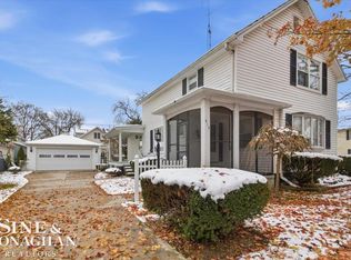615 S 8th St, Saint Clair, MI