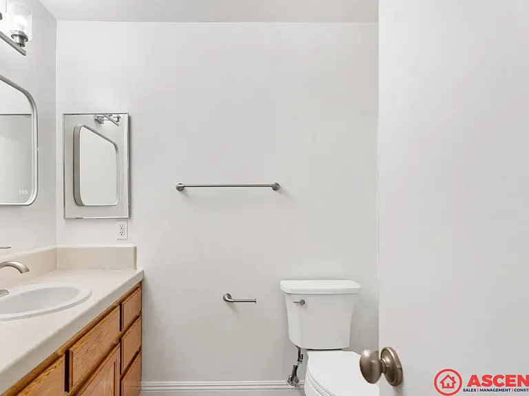 5905 Oneida Falls Dr — Photo 25