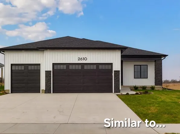 2610 NW Fairfield Dr, Ankeny, IA 50023